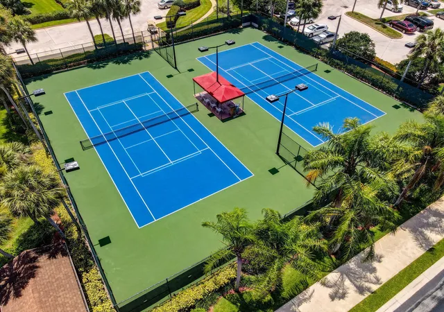 Homes for sale in Palm Beach Gardens, FL | 142 Santa Barbara Wy, Palm Beach Gardens, FL 33410 | MLS# B26011136