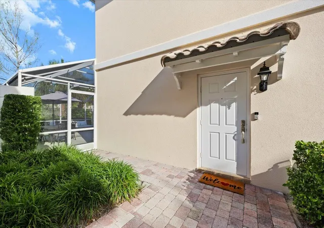 Homes for sale in Palm Beach Gardens, FL | 142 Santa Barbara Wy, Palm Beach Gardens, FL 33410 | MLS# B26011136
