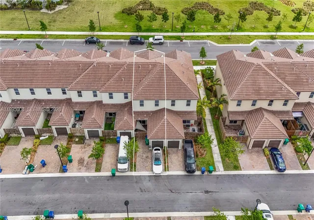 5th image of 26442 Sw 148 Ct #26442, Princeton, FL 33032 | MLS# A11995008