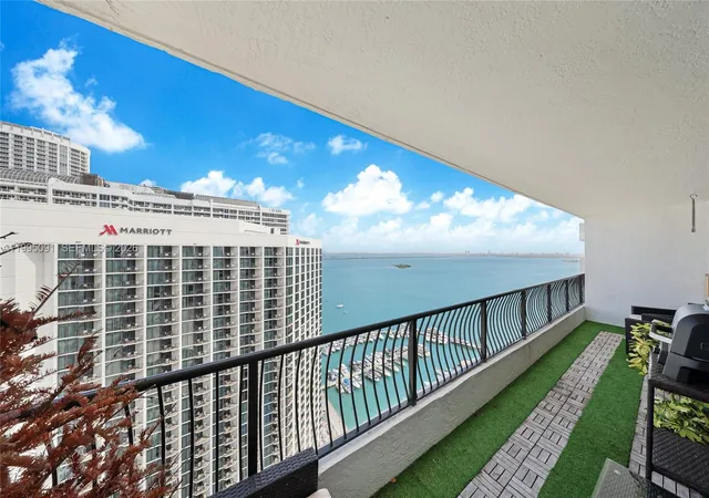 Homes for sale in Miami, FL | 555 Ne 15th St #33G, Miami, FL 33132 | MLS# A11995091