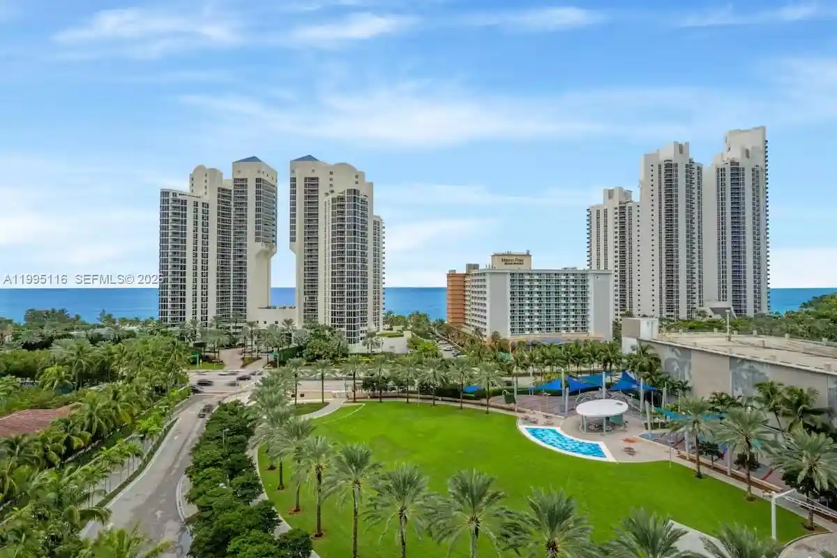 Photo 1 of Condo for sale at 19370 Collins Ave #1121, Sunny Isles Beach, FL 33160 | MLS# A11995116 | Listing updated on 2026-10-19