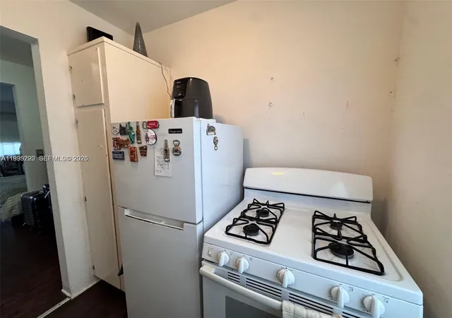 5th image of 7440 Byron Ave #12B, Miami Beach, FL 33141 | MLS# A11995220