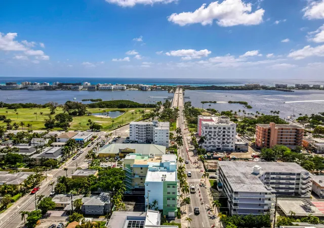 28th image of 108 Lake Ave #202, Lake Worth Beach, FL 33460 | MLS# B26011541
