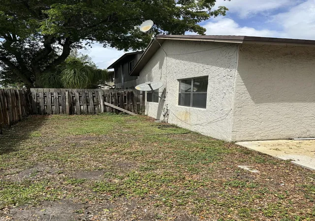 Homes for sale in Plantation, FL | 7275 W Sunrise Blvd #7275l, Plantation, FL 33313 | MLS# B26011563