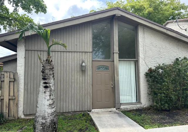 Homes for sale in Plantation, FL | 7275 W Sunrise Blvd #7275l, Plantation, FL 33313 | MLS# B26011563