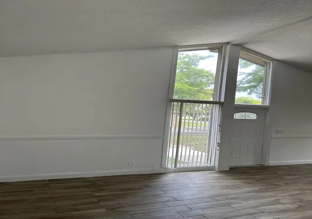 Homes for sale in Plantation, FL | 7275 W Sunrise Blvd #7275l, Plantation, FL 33313 | MLS# B26011563