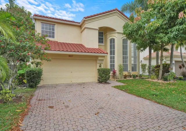Homes for sale in Wellington, FL | 9037 Alexandra Dr, Wellington, FL 33414 | MLS# B26011624