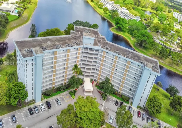 Homes for sale in Pompano Beach, FL | 3010 N Course Dr #104, Pompano Beach, FL 33069 | MLS# A11995138