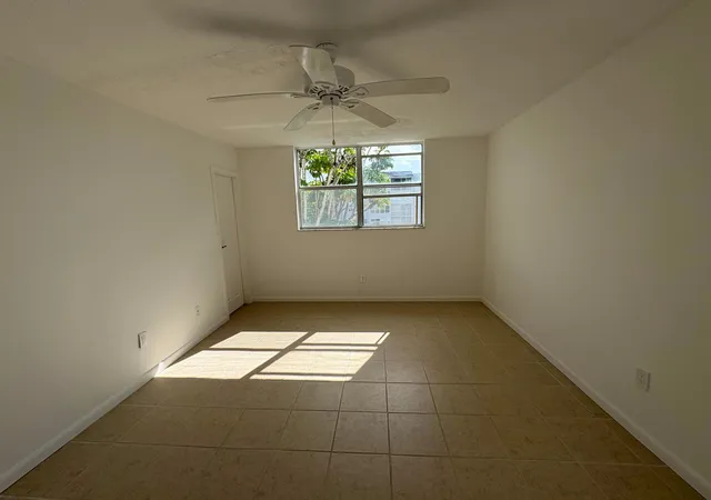 Listing Photo 3 - Condo for sale in building located at 2850 Somerset Dr, Lauderdale Lakes, FL 33311 - Unit #208l