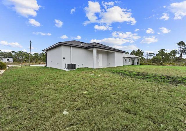 3rd image of 1092 Breckinridge Ave, Lake Placid, FL 33852 | MLS# B26012003
