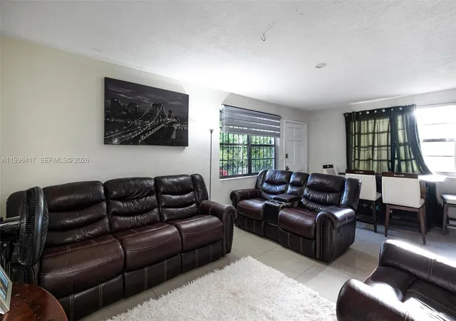 4th image of 1519 Nw 40Th St, Miami, FL 33142 | MLS# A11996417