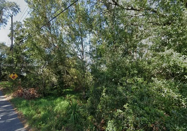1st image of 526 Plymouth Rd, Auburndale, FL 33823 | MLS# A11996467