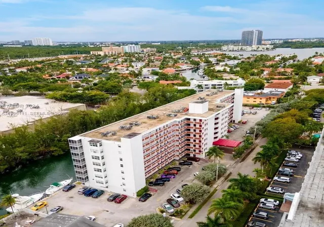 3rd image of (Undisclosed), North Miami Beach, FL 33160 | MLS# A11996111