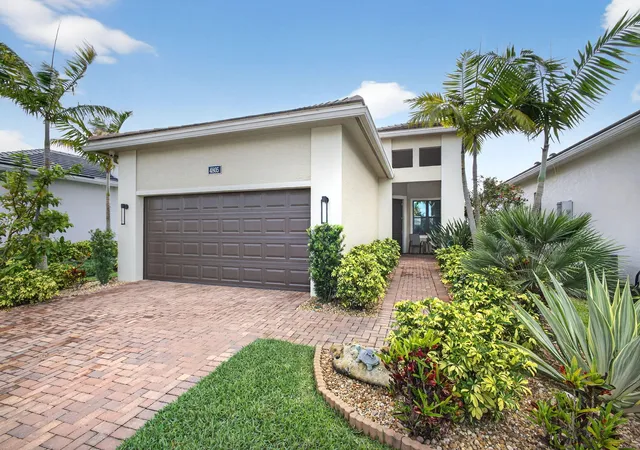 4th image of 4805 Saint Armands Wy, Loxahatchee, FL 33470 | MLS# B26012219