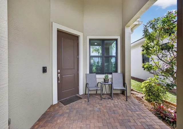 5th image of 4805 Saint Armands Wy, Loxahatchee, FL 33470 | MLS# B26012219