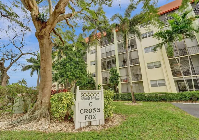 Homes for sale in Fort Lauderdale, FL | 5300 Ne 24th Ter #218c, Fort Lauderdale, FL 33308 | MLS# B26012319