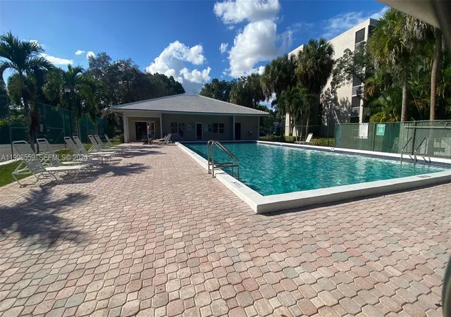 3rd image of 1200 Nw 87Th Ave #410, Coral Springs, FL 33071 | MLS# A11996559