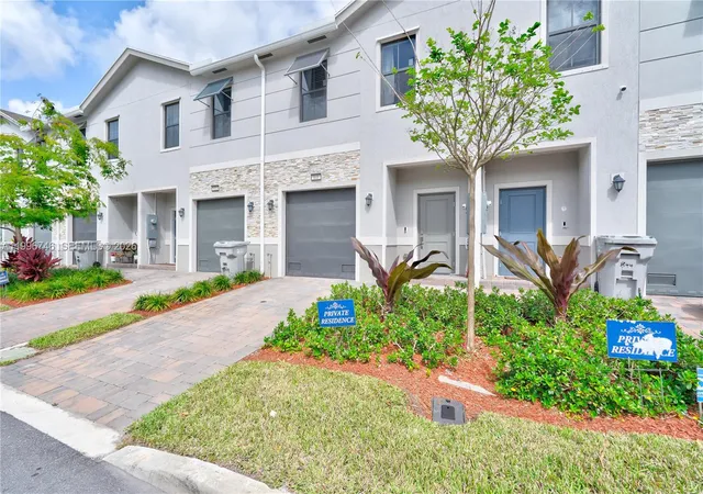 Homes for sale in Pompano Beach, FL | 848 Nw 3rd Ter, Pompano Beach, FL 33060 | MLS# A11996746