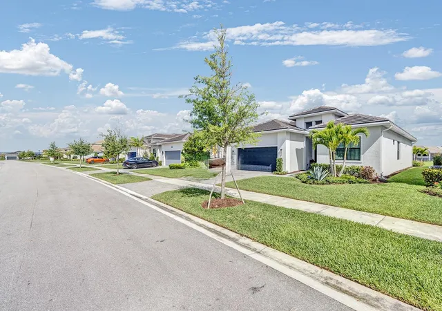 Photo 3 of Single family home for sale at 15647 Merritt Dr, Loxahatchee, FL 33470 | MLS# B26012566 | Listing updated on 2026-09-27