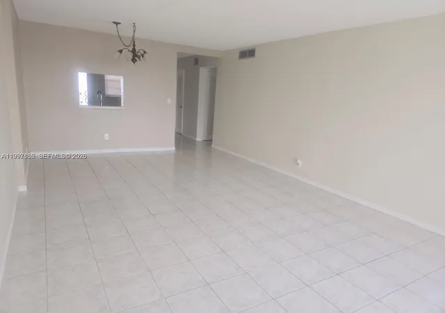 3rd image of 320 Ne 12Th Ave, Hallandale Beach, FL 33009