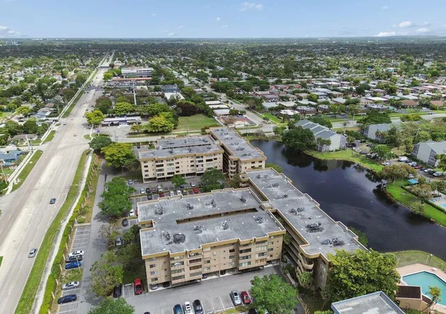 Homes for sale in North Lauderdale, FL | 8030 Hampton Boulevard, North Lauderdale, FL 33068 | Houzeo