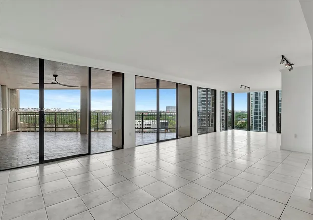 Homes for sale in Miami, FL | 2901 S Bayshore Dr #16G, Miami, FL 33133 | MLS# A11996765