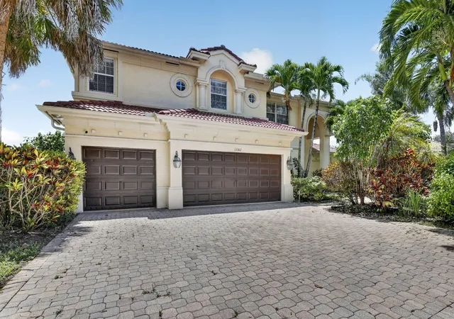 Photo 2 of Single family home for sale at 13382 Lakepointe Cir, Cooper City, FL 33330 | MLS# B26012906 | Listing updated on 2026-09-23