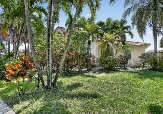 Photo 3 of Single family home for sale at 13382 Lakepointe Cir, Cooper City, FL 33330 | MLS# B26012906 | Listing updated on 2026-09-23
