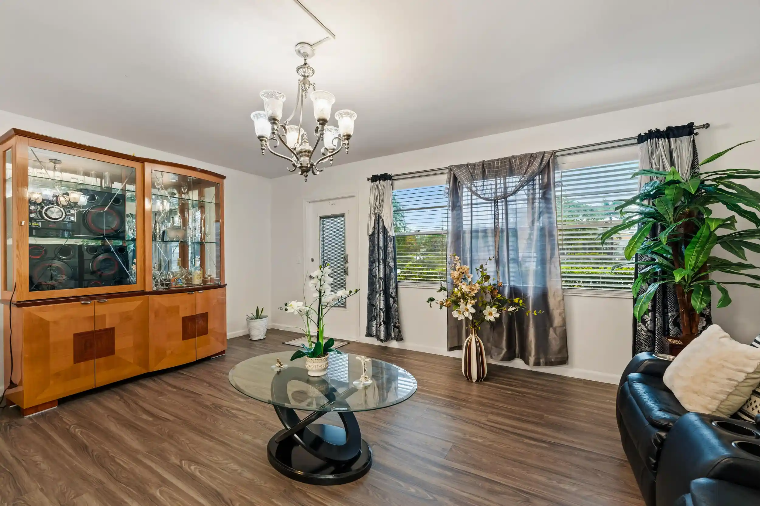 Listing Photo 1 - Condo for sale in 126 Southampton B located at 126 Southampton B, WEST PALM BEACH, FL 33417 - Unit 126 Southampton B