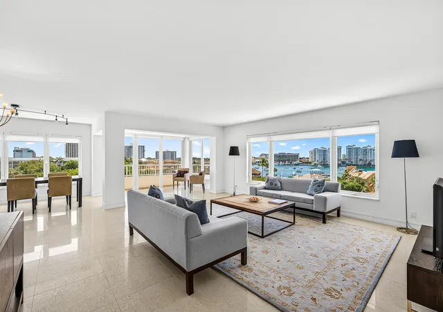 Photo 3 of Condo for sale at 600 S Ocean Blvd #504, Boca Raton, FL 33432 | MLS# B26013008 | Listing updated on 2026-10-08