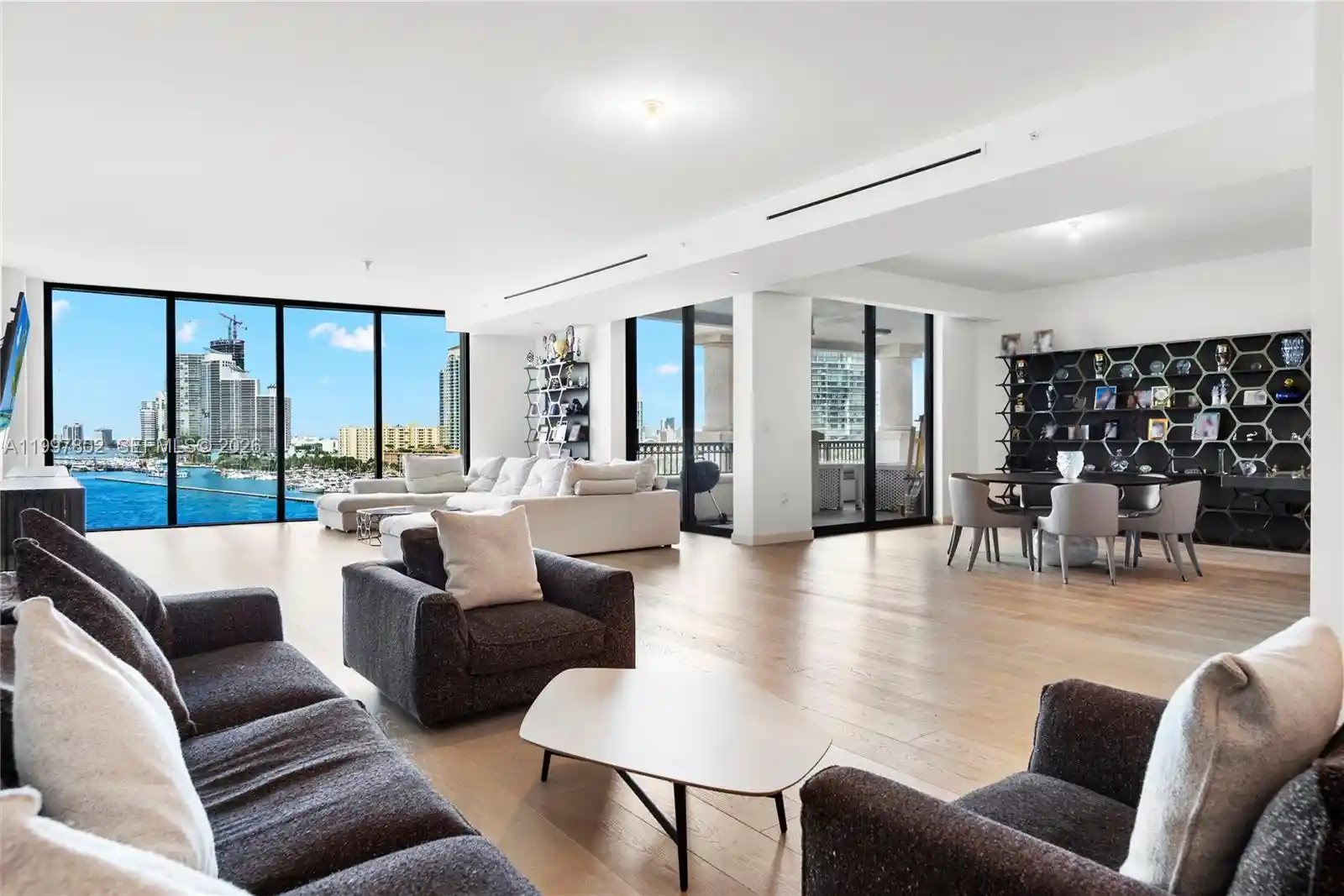 Listing Photo 1 - Condo for sale in 6882 Fisher Island Dr located at 6882 Fisher Island Dr, Miami Beach, FL 33109 - Unit #6882