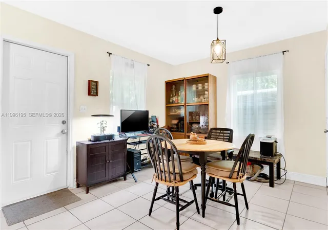 5th image of 6133 Sw 62Nd Ter, South Miami, FL 33143 | MLS# A11996195