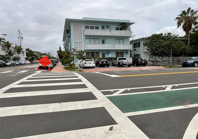 2nd image of 1004 Pennsylvania Ave #15, Miami Beach, FL 33139 | MLS# A11996433