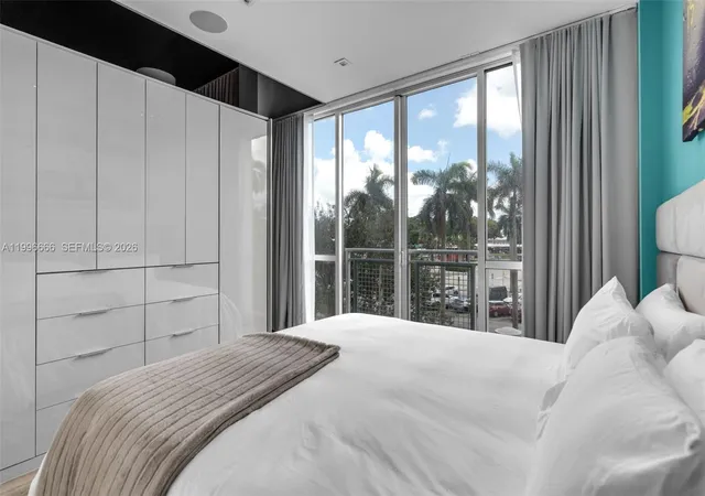 3rd image of 244 Biscayne Blvd #239, Miami, FL 33132 | MLS# A11996666