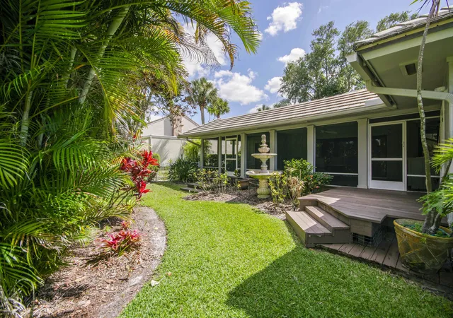 Homes for sale in Palm Beach Gardens, FL | 1 E Balfour Rd Rd E, Palm Beach Gardens, FL 33418 | MLS# B26013384