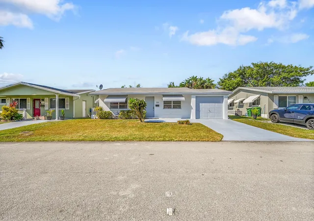 Photo 3 of Single family home for sale at 5309 Nw 49th Avenue, Tamarac, FL 33319 | MLS# B26013441 | Listing updated on 2026-09-28