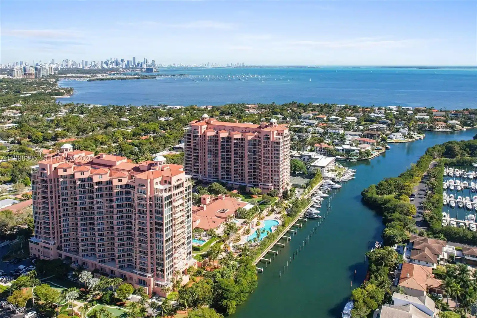 Condo for sale at 10 Edgewater Dr #7G, Coral Gables, FL 33133 | MLS# A11998385