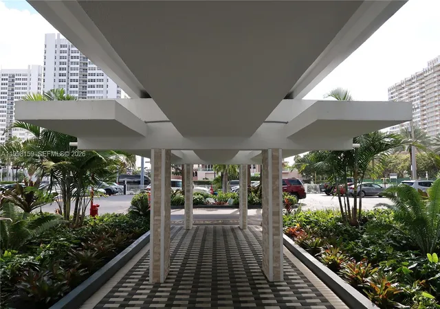 2nd image of 1913 S Ocean Dr, Hallandale Beach, FL 33009