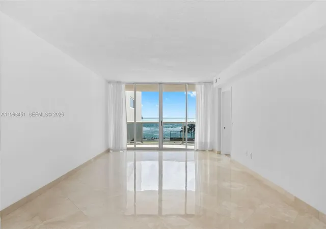 4th image of 17555 Collins Ave #406, Sunny Isles Beach, FL 33160 | MLS# A11998451