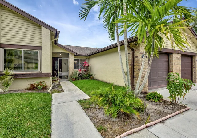 Homes for sale in Royal Palm Beach, FL | 178 Ramblewood Cir, Royal Palm Beach, FL 33411 | MLS# B26013659