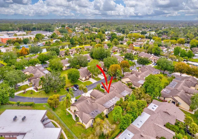 Homes for sale in Royal Palm Beach, FL | 178 Ramblewood Cir, Royal Palm Beach, FL 33411 | MLS# B26013659