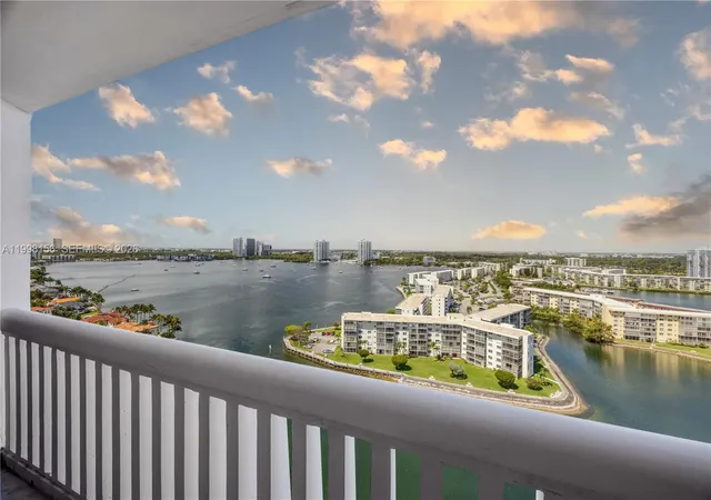 1st image of 1000 W Island Blvd #1910, Aventura, FL 33160 | MLS# A11998156