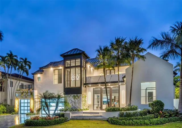 Photo 2 of Mansion for sale at 520 San Marco Dr, Fort Lauderdale, FL 33301 | MLS# B26013804 | Listing updated on 2026-10-05