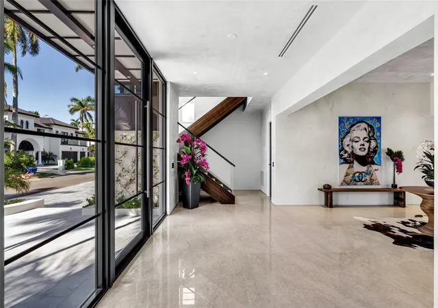 Photo 3 of Mansion for sale at 520 San Marco Dr, Fort Lauderdale, FL 33301 | MLS# B26013804 | Listing updated on 2026-10-05
