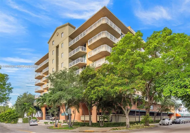 2nd image of 1650 Coral Wy #601, Miami, FL 33145 | MLS# A11996636