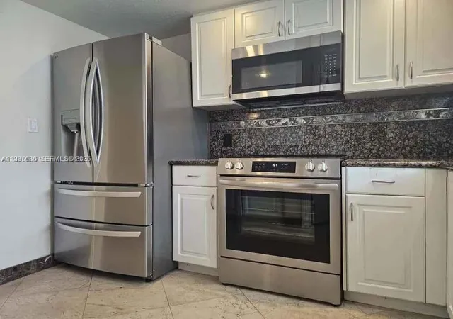 5th image of 1650 Coral Wy #601, Miami, FL 33145 | MLS# A11996636