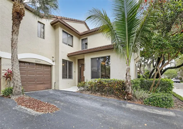 Homes for sale in Plantation, FL | 10517 Nw 10th St #B131, Plantation, FL 33322 | MLS# A11995486