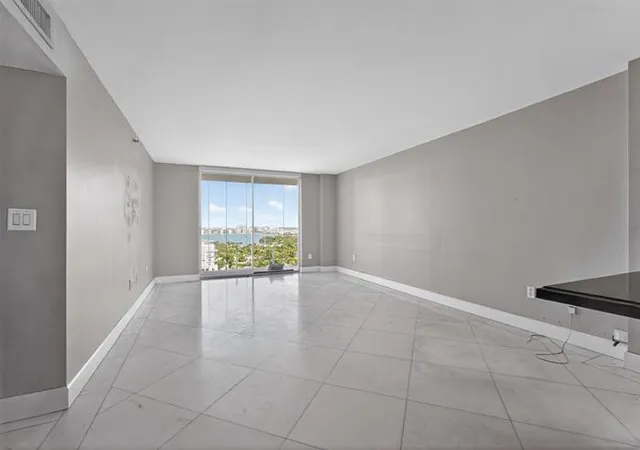 Photo 3 of Condo for sale at 6061 Collins Ave #23a, Miami Beach, FL 33140 | MLS# B26013840 | Listing updated on 2026-09-30