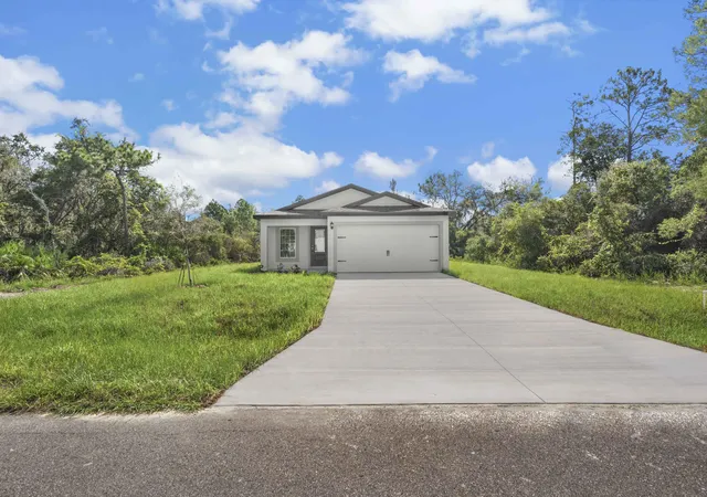 Photo 1 of Single family home for sale at 5717 Palm Dr, Fort Pierce, FL 34982 | MLS# B26013931 | Listing updated on 2026-10-01