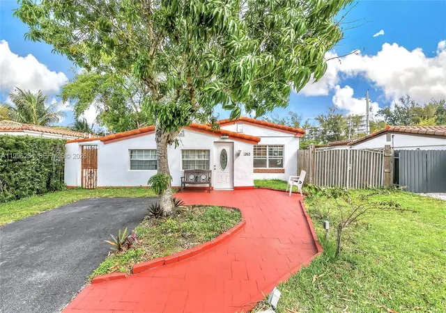 Homes for sale in North Miami Beach, FL | 1263 Ne 182nd St, North Miami Beach, FL 33162 | MLS# A11996234